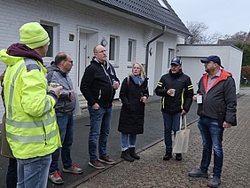 Sanierungsspaziergang Im Esch 2025: Infos von Energieberatern und Austausch zwischen Hausbesitzer*innen 