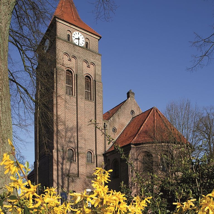 Blick auf die Pfarrkirche St. Jakobus aus dem Jahr 1911.