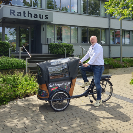 Bürgermeister Markus Lask auf der Schlingefietse.