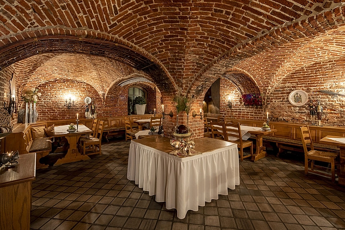 Burggewölbe im Restaurant Burghotel Pass